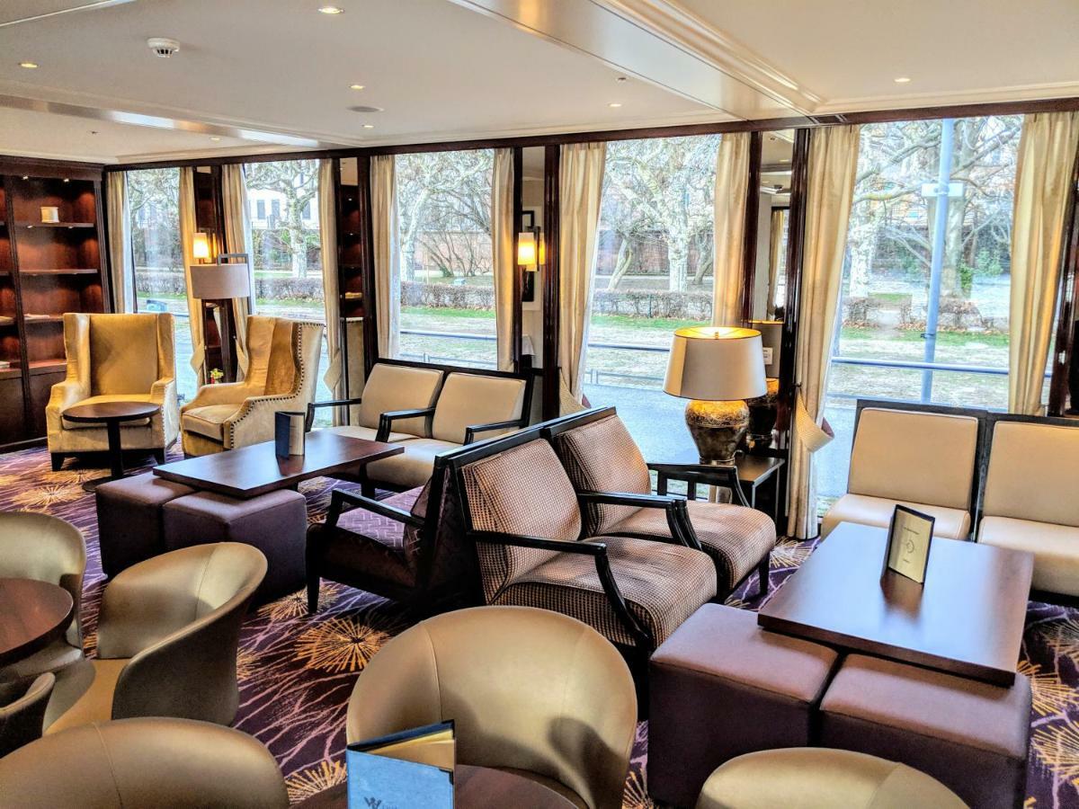 Hotel Select Ms Charles Dickens Neuss Exterior foto